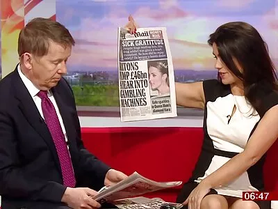 Tuhma koulutyttö ilmais seksi imee ja nussii professorin kukko