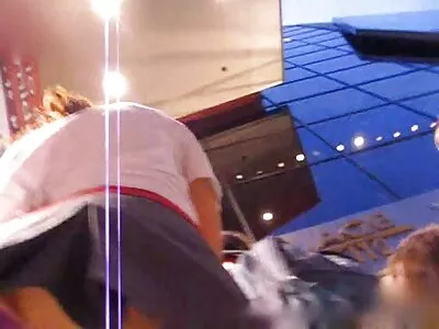 Iso ilmaiset pornovideot perse vauva sai hänen pillua nuolaisi