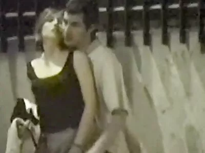 Blondi suomalaista ilmaista pornoa nainen löi keittiössä